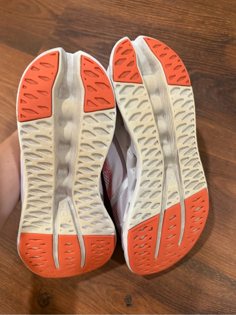 On-Cloud Cloudsurfer Running Shoes Auburn/Frost Sneakers Men's Size 10